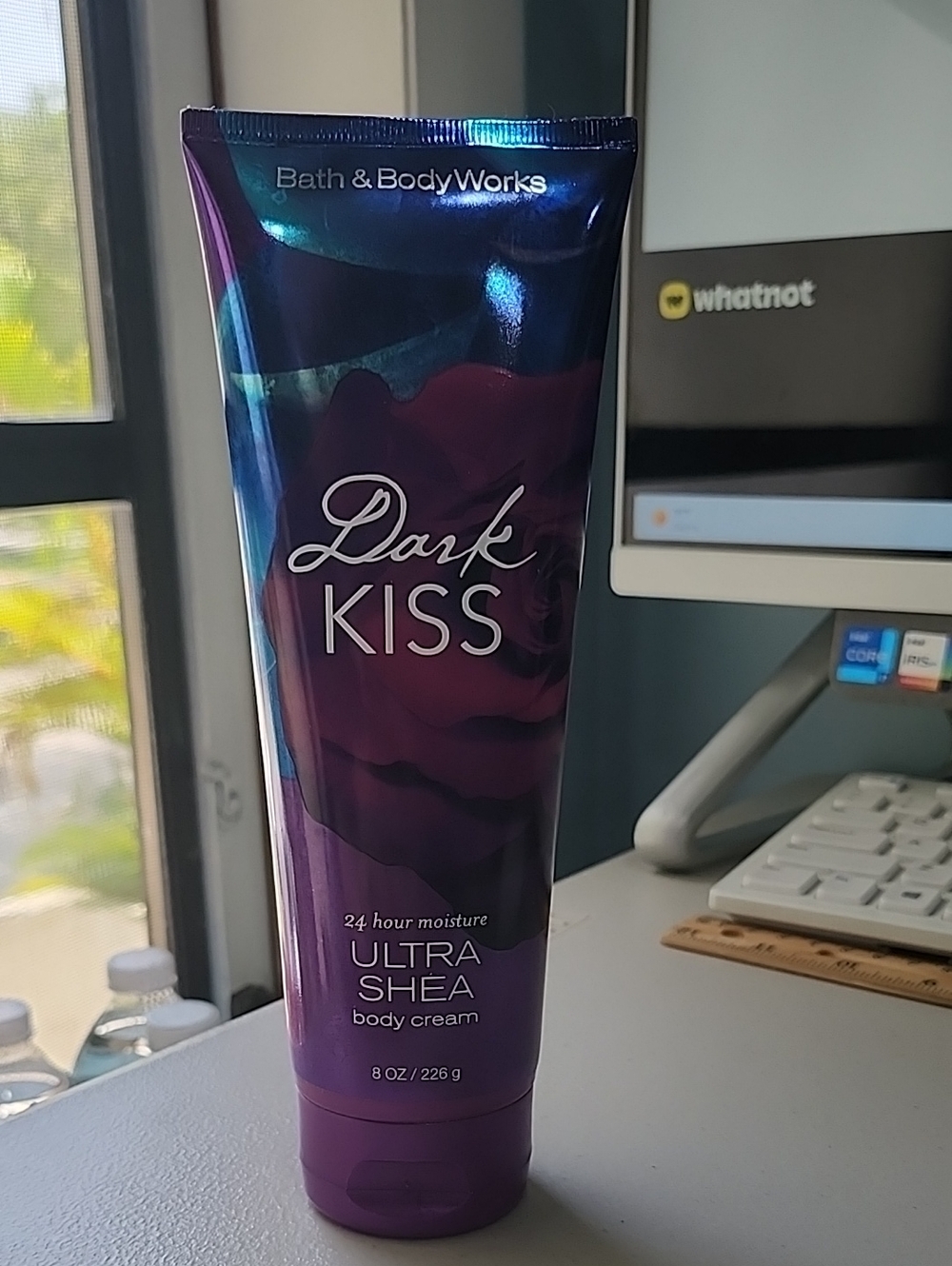 Bath & Body Works Dark Kiss Body Cream - Purple